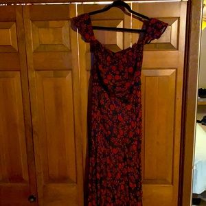 Flutter sleeves romantic maxi dress